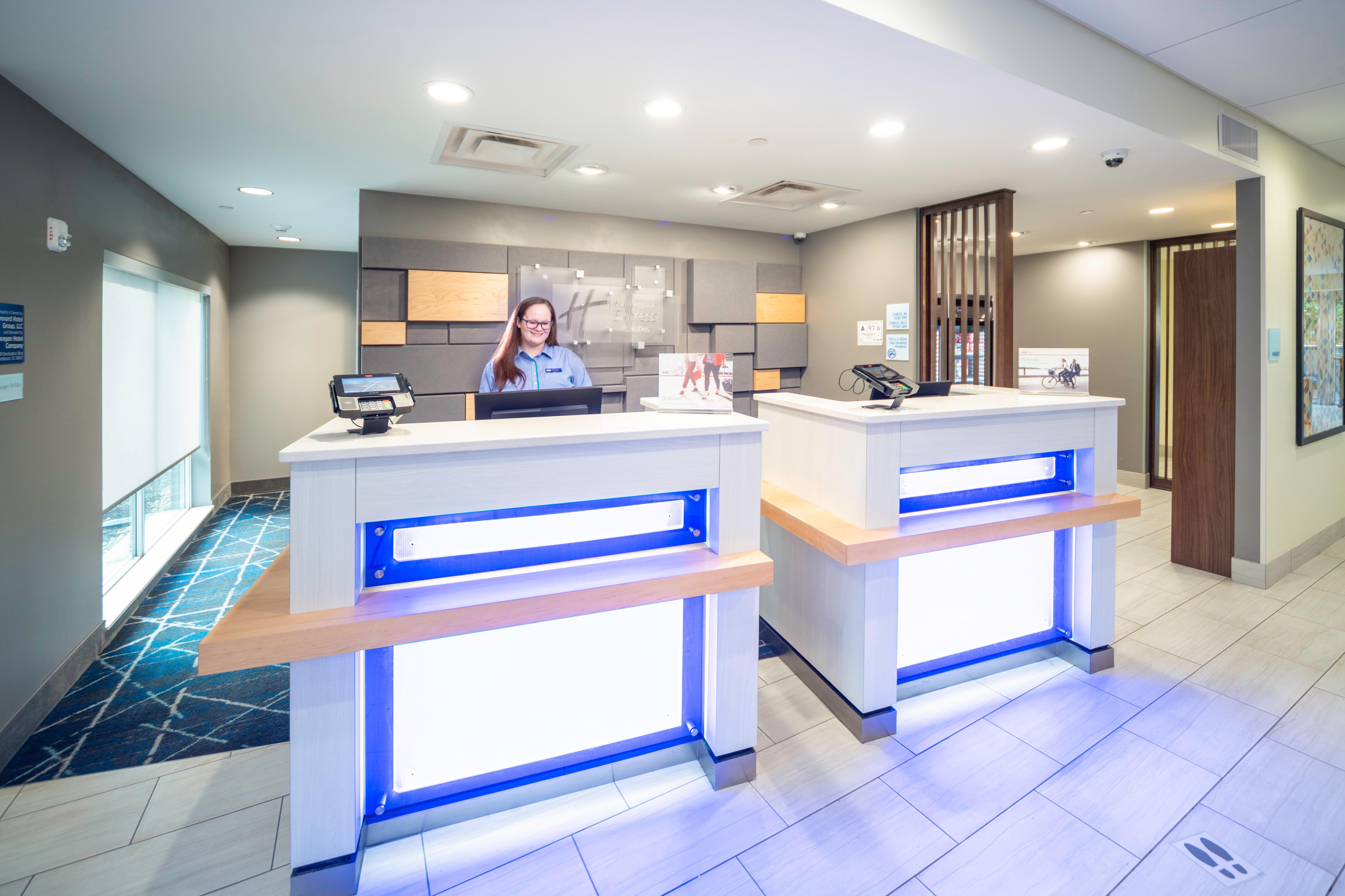 Holiday Inn Express & Suites Brevard - City Center מראה חיצוני תמונה